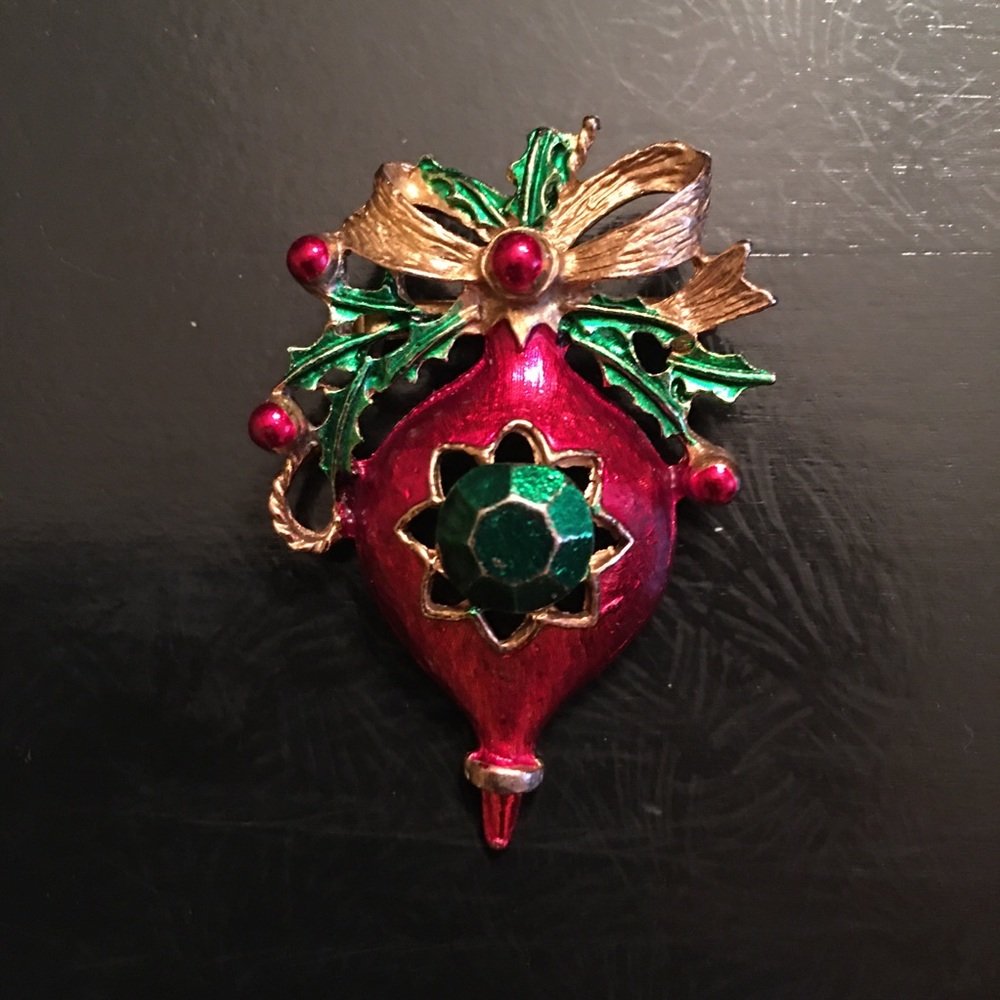 Vintage Christmas Ball Brooch